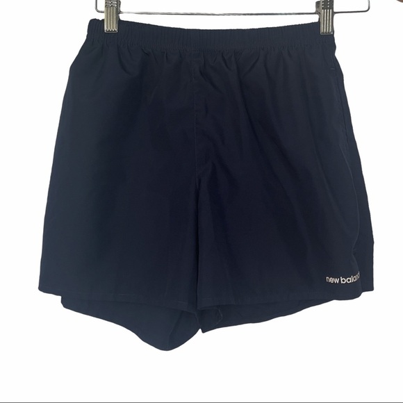 New Balance Women’s Size Small Navy Pockets Lightweight Running Athletic… - Picture 1 of 5